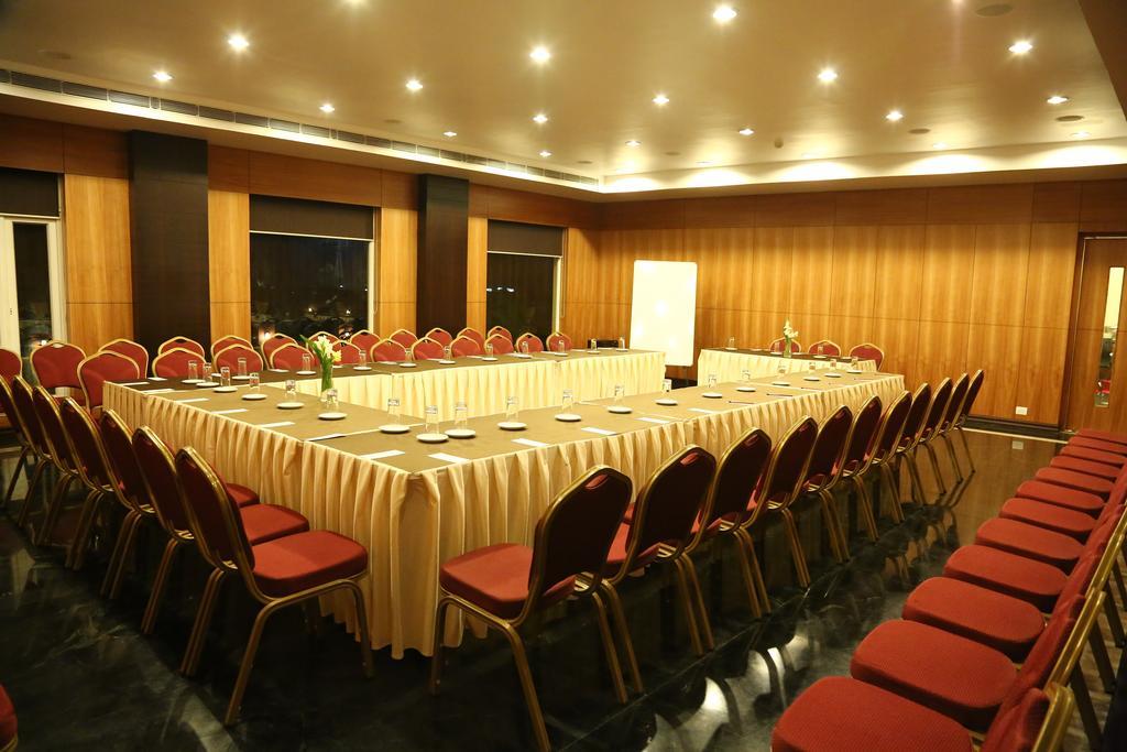 La Franklin Hotel Bhubaneswar Exterior photo