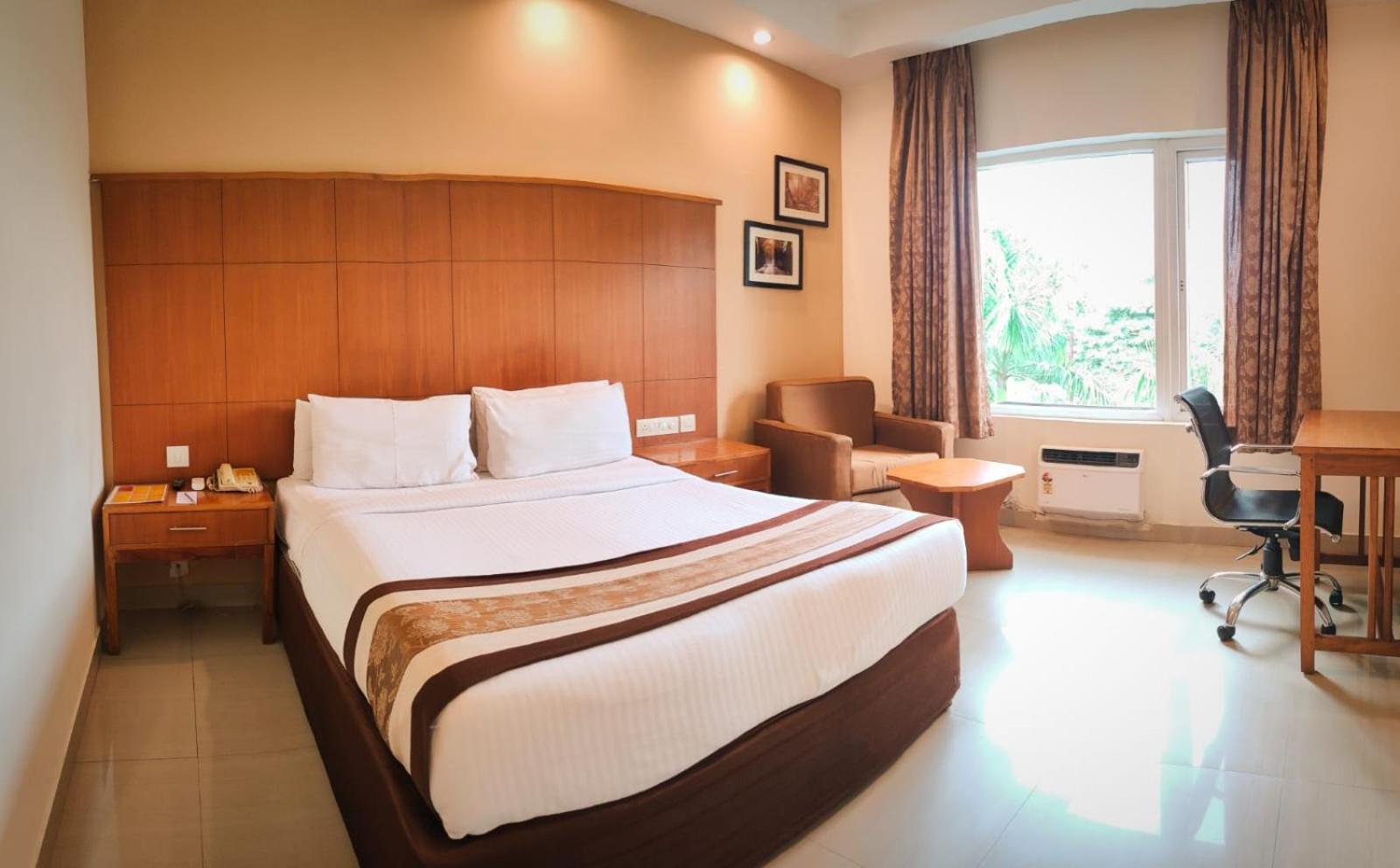 La Franklin Hotel Bhubaneswar Exterior photo